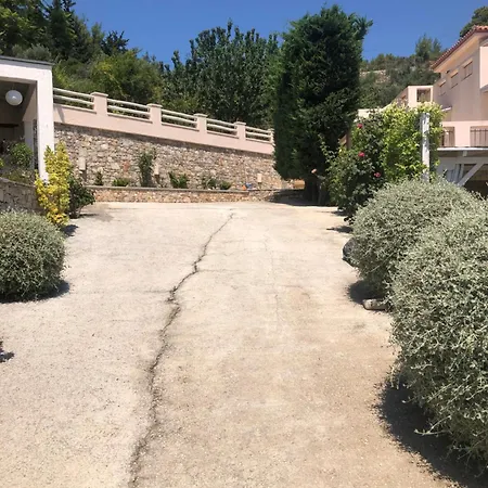 Apartman Agali Patitíri