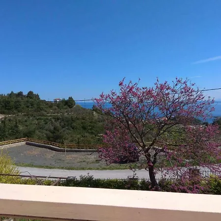 アパート Agali パティティリ