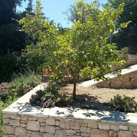 Agali アパート *