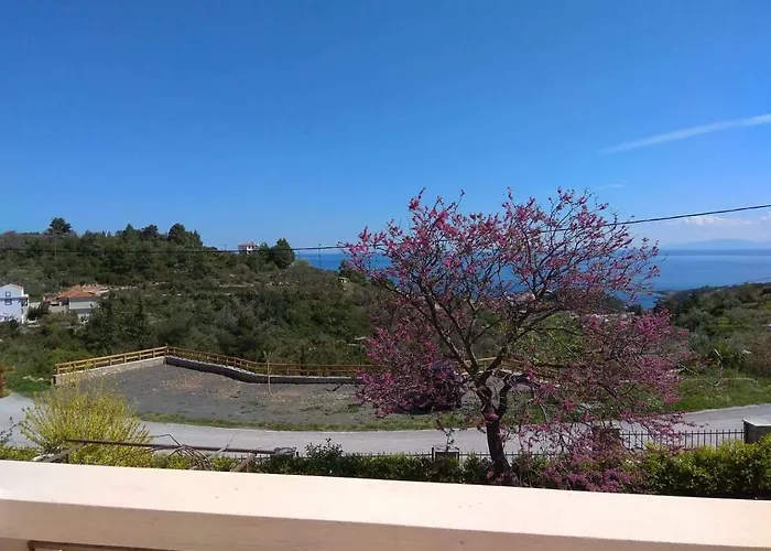 Apartament Agali Patitiri